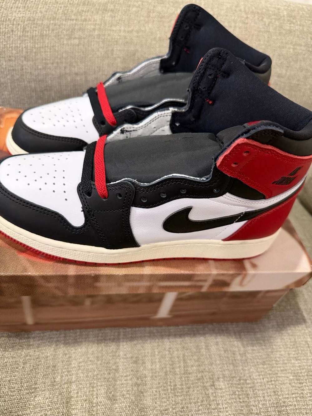 Air Jordan 1 Retro High OG GS Black Toe Reimagined Size 6.5Y